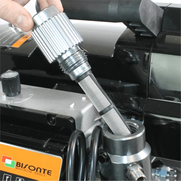 Pompa airless Bisonte PAZ81X CART 230V debit 8.0 l/min - imagine 2